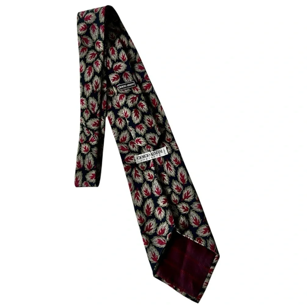 Giorgio Armani Maroon and Black Silk Tie with Leaf Pattern